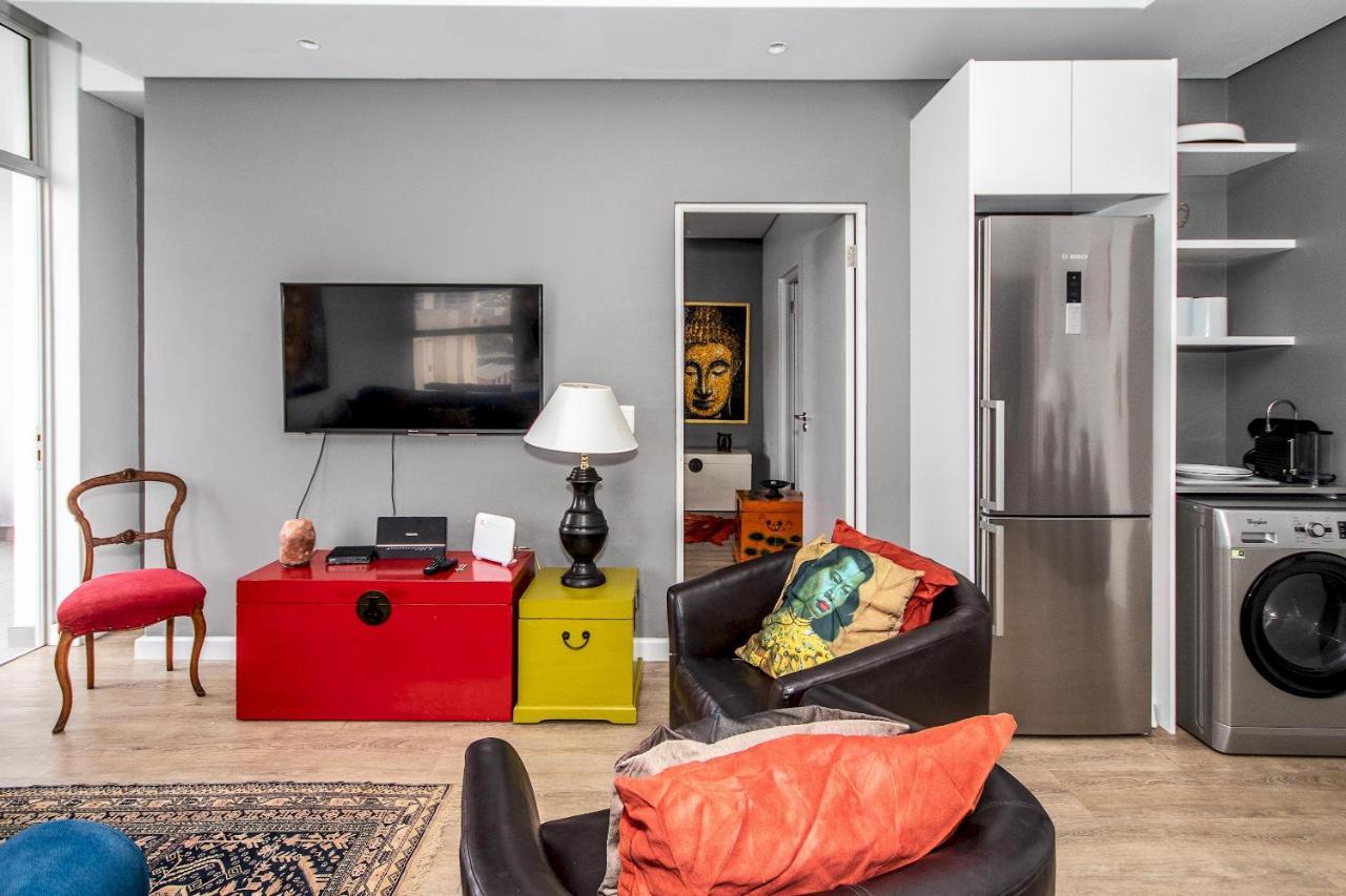 Apartment 901 - The Sentinel